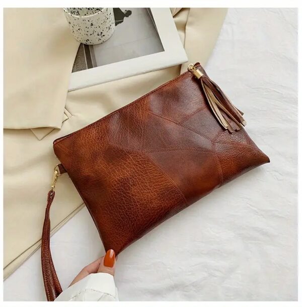 Chic Retro Tassel Clutch Handbag