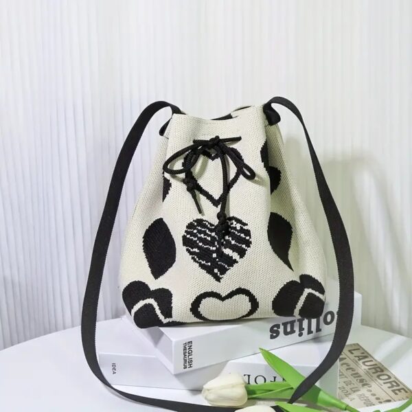 Stylish Heart Pattern Bucket Bag