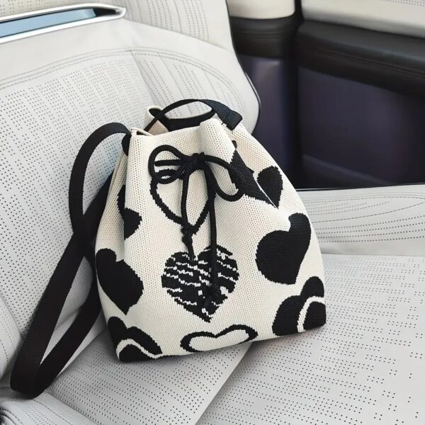 Stylish Heart Pattern Bucket Bag