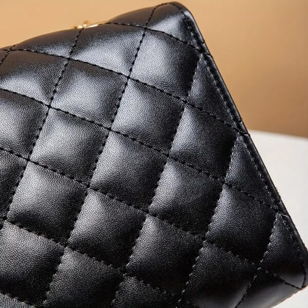 Black Chic Quilted Shoulder Bag