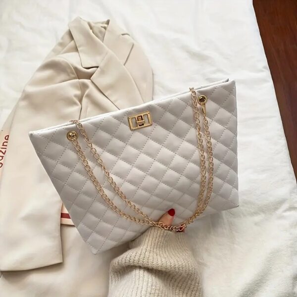 Stylish White Quilted Shoulder Bag